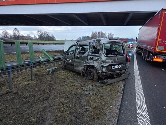 Groźnie wyglądająca kolizja na drodze krajowej S7