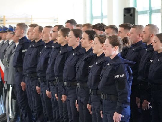 Nowi policjanci na Warmii i Mazurach [FOTO]