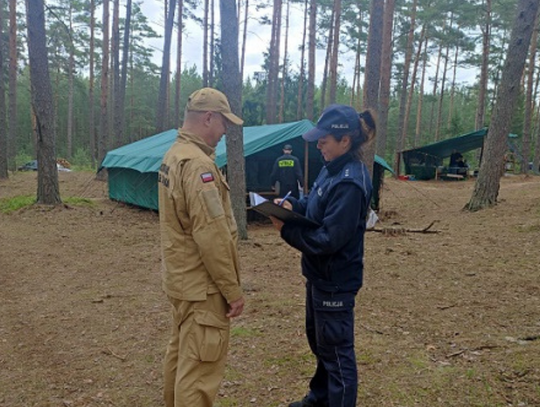 Olsztyńscy policjanci kontrolują miejsca letniego wypoczynku