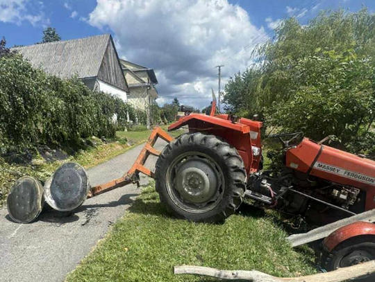 Pijany traktorzysta za kółkiem. Rekordowa ilość alkoholu w organizmie