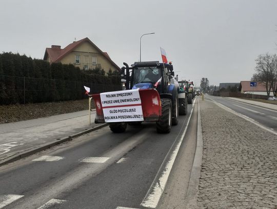 Rozpoczął się 30-dniowy protest rolników w całym kraju. Strajki rozpoczęły się blokadami wszystkich przejść granicznych Polski z Ukrainą