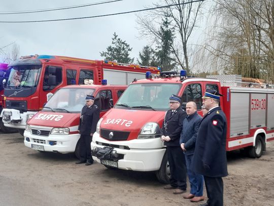 Strażacy w gminie Łukta wzbogacili się o dwa nowe samochody