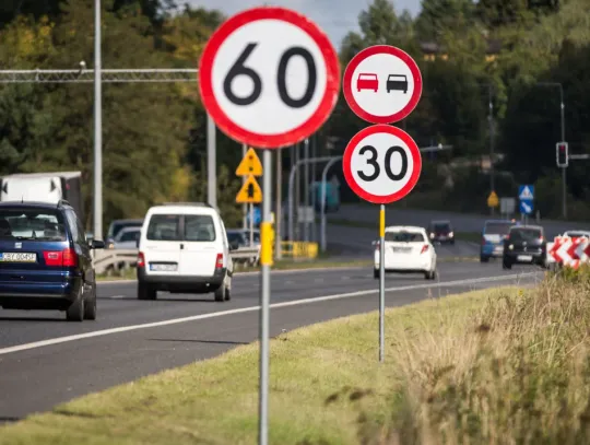 W miastach 30 km/h – Bank Światowy proponuje nowe limity