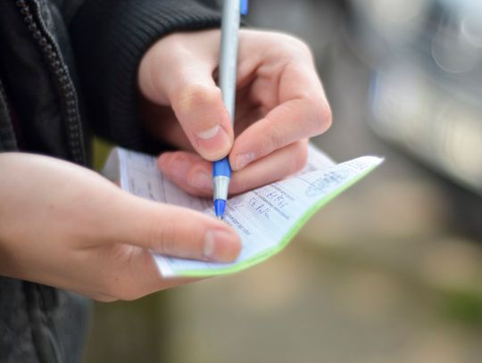 Wysokie mandaty karne dla kierujących, który przekraczali prędkość w rejonie przejść dla pieszych