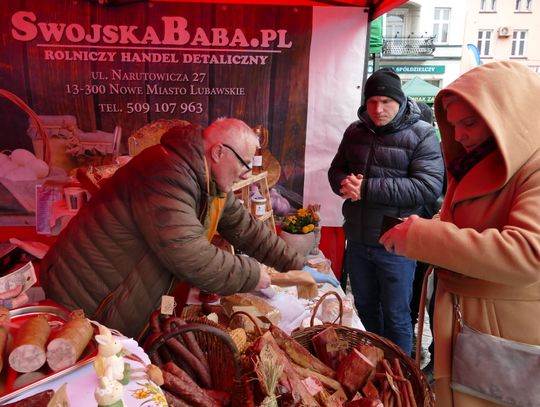 Zakupy od lokalnych wystawców. Nowomiejski Jarmark Wielkanocny [ZDJĘCIA]