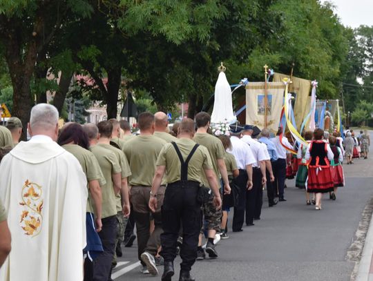 Żywa lekcja historii w Rozogach - finał akcji „Szlakiem 5. Wileńskiej Brygady Armii Krajowej”