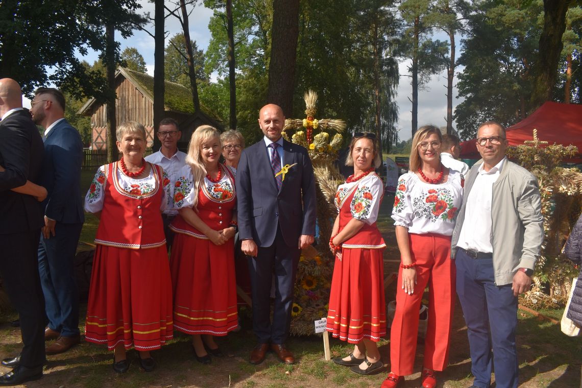 Dożynki Wojewódzkie: Warmińsko-Mazurskie sukcesy Burmistrza Pietrasika i Sołectwa Śliwa