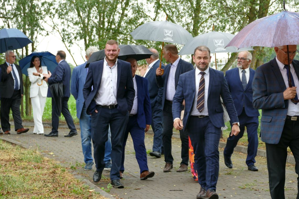 Nowe drogi, oczyszczalnia i SUW. Sześć inwestycji zakończono w gminie Biskupiec