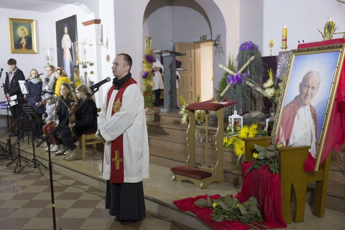 Podziękowaliśmy Bogu za Pontyfikat Świętego Jana Pawła II