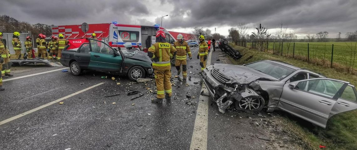 Rozsądek na drodze: Kierująca BMW uczy się boleśnie na własnym przykładzie