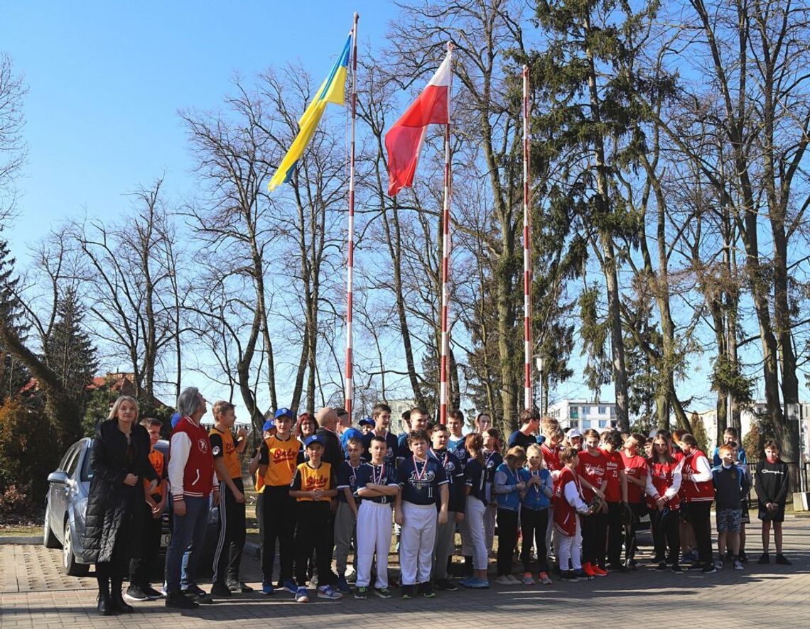 Solidarni z Ukrainą. IX Ogólnopolski Walentynkowy Turnieju w Baseballu