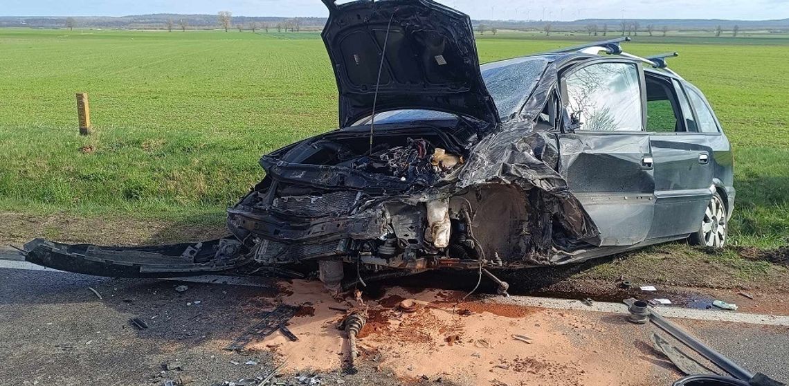 Zderzenie czołowe dwóch pojazdów na trasie Działdowo-Iłowo